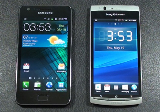 Galaxy S II hàng xách tay 'cháy hàng'