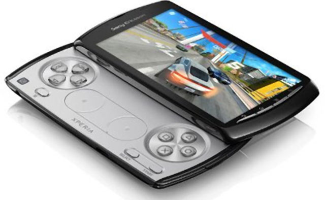 Xperia PLAY bán tại Việt Nam giá 14,99 triệu đồng