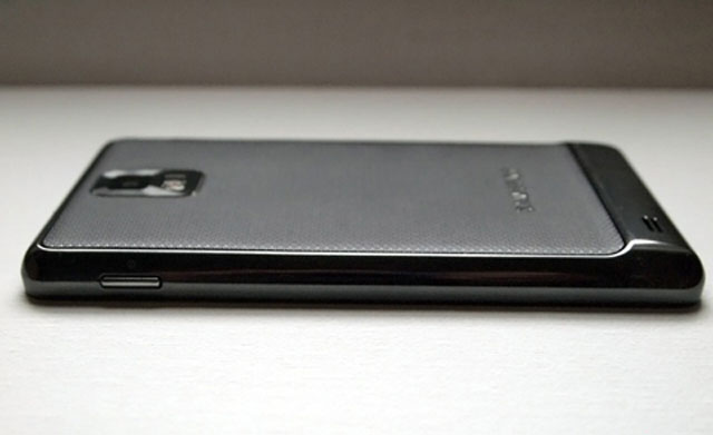 'Đập hộp' chiếc Galaxy S khổng lồ