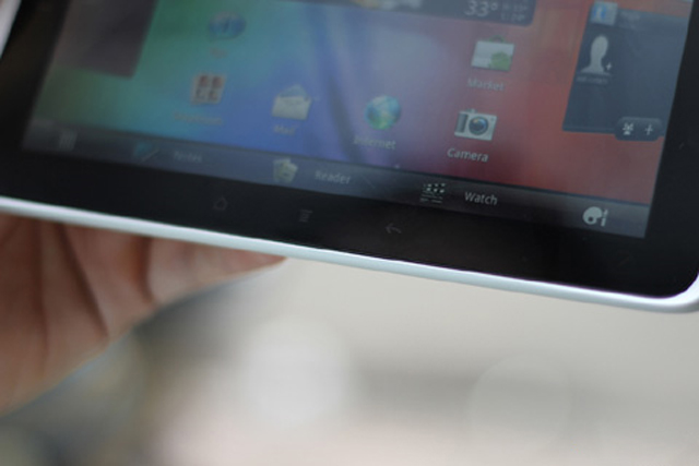 HTC Flyer về VN giá gần 17 triệu