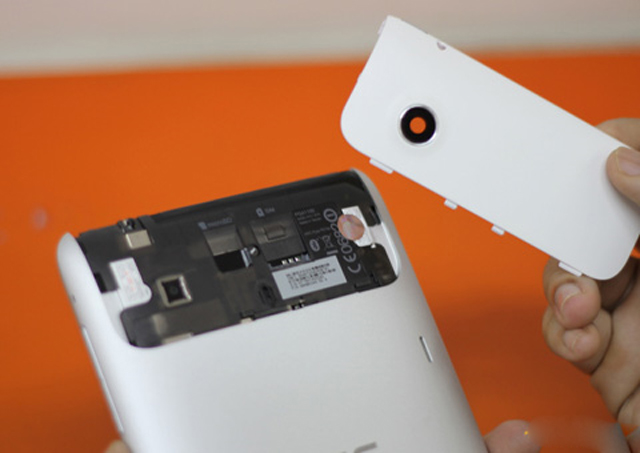 HTC Flyer về VN giá gần 17 triệu