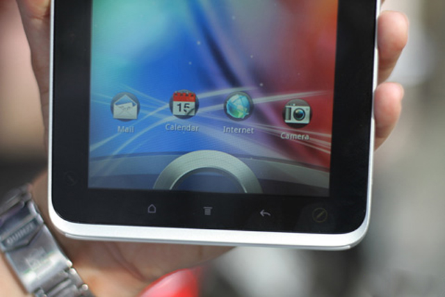 HTC Flyer về VN giá gần 17 triệu