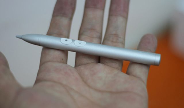 HTC Flyer về VN giá gần 17 triệu