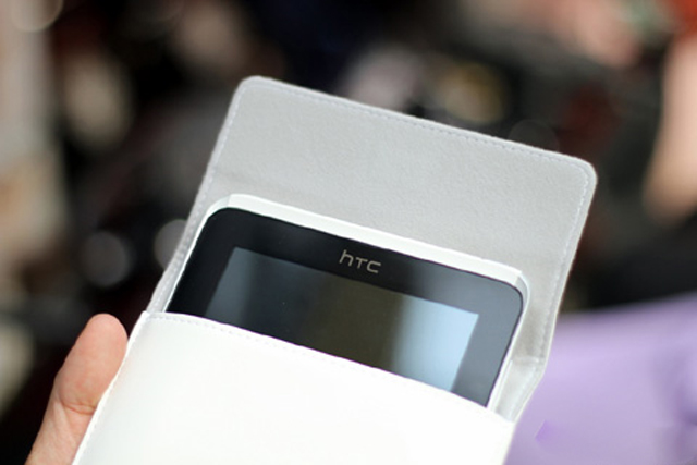 HTC Flyer về VN giá gần 17 triệu