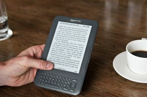 Amazon tung ra phiên bản Kindle 3G giá 164 USD