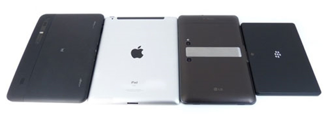iPad 2, LG Pad, PlayBook và Xoom so tài