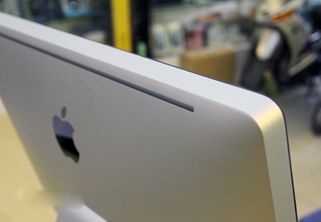 iMac 2011 giá từ 29,3 triệu tại VN
