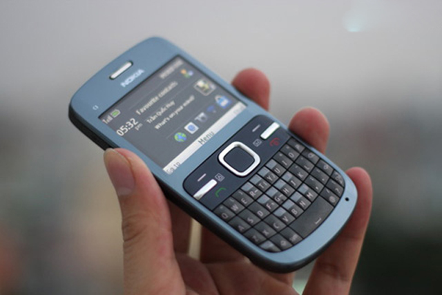 Nokia hạ giá hơn 10 mẫu điện thoại