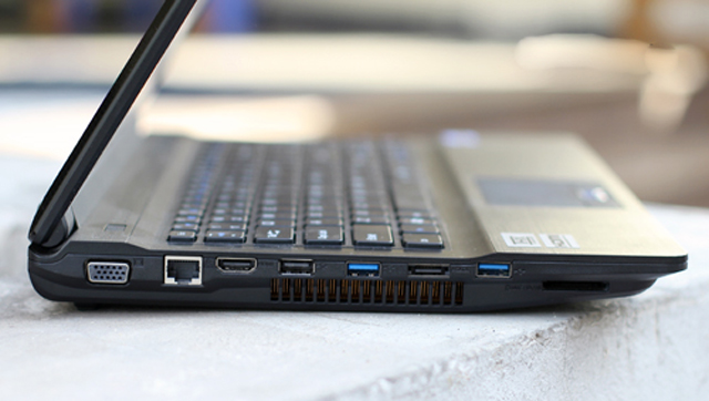 Đánh giá laptop Sager NP5160