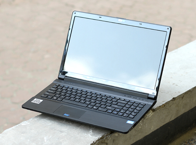 Đánh giá laptop Sager NP5160