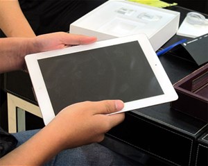 iPad 2 chính hãng về Việt Nam