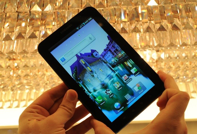 9 “dế” thông minh giảm giá tiền triệu