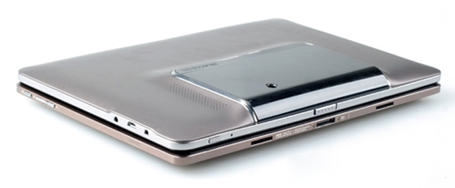 Tablet 'lai' điện thoại của Asus xuất hiện