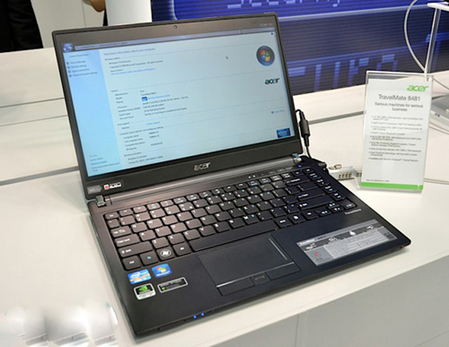 Acer TravelMate 8481 pin 13 tiếng