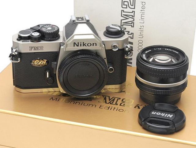 Bộ sưu tập máy ảnh Nikon bản đặc biệt