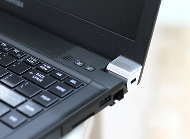 Đánh giá Toshiba Tecra R840