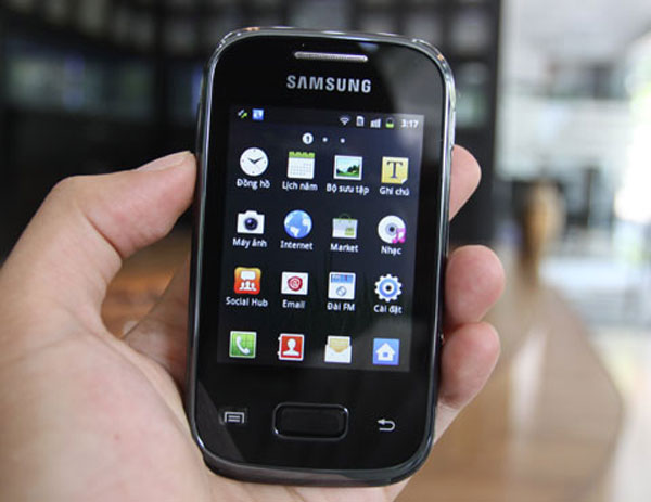 Bộ 3 'dế' Android siêu rẻ vừa vào VN