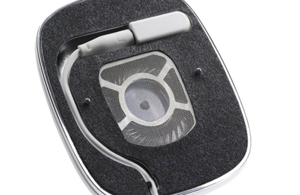 B&W ra mắt tai nghe tương thích thiết bị của Apple