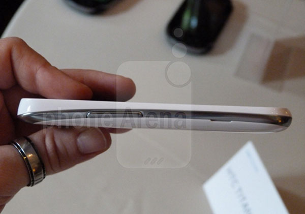 Ảnh thực tế Samsung Focus 2