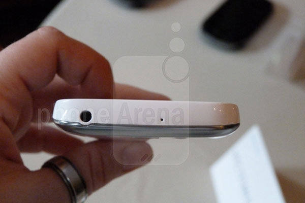 Ảnh thực tế Samsung Focus 2