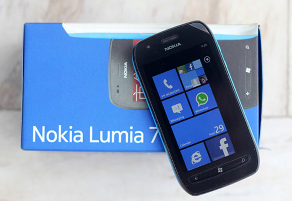 Đánh giá HTC One V