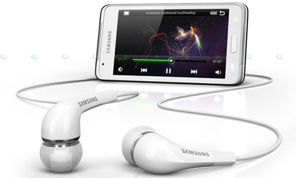 Samsung Galaxy Player 4.2 lên kệ vào 13/5