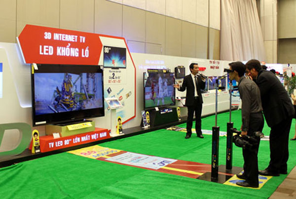 5 TV màn hình 'khủng' nhất VN