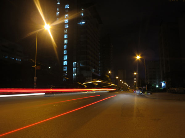 Đánh giá Canon G1 X