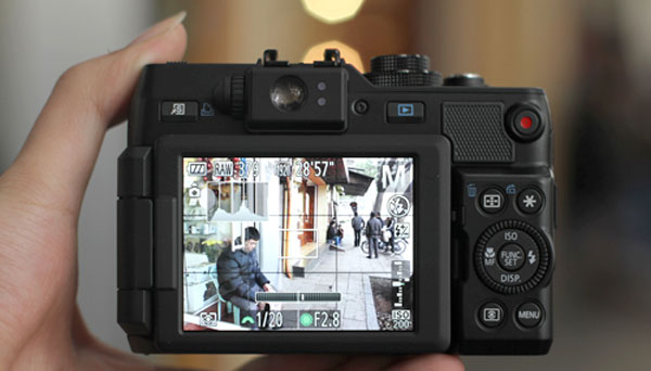 Đánh giá Canon G1 X