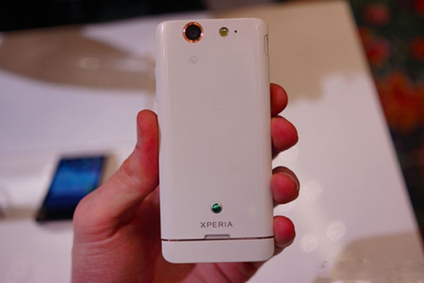 Ảnh thực tế Sony Xperia SX