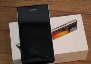 Mở hộp smartphone siêu mỏng Huawei Ascend P1