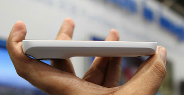 Nokia 808 PureView bán tại VN tháng 6