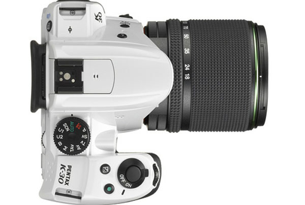 Pentax ra K-30 vỏ chống chọi thời tiết