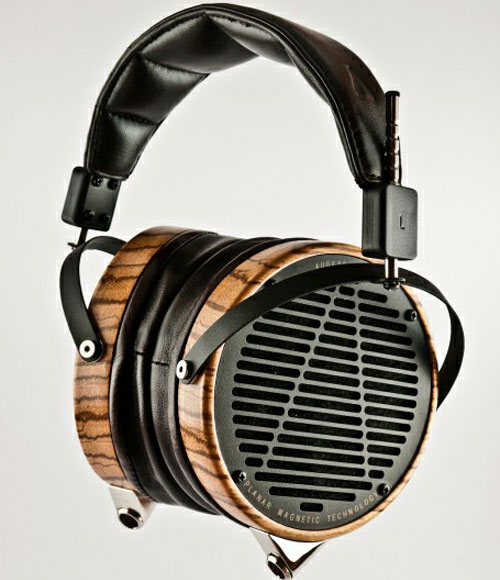 Tai nghe thể thao giá tới 40 triệu đồng