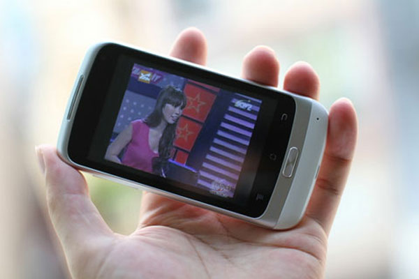 'Dế' Android giá rẻ của thương hiệu Việt