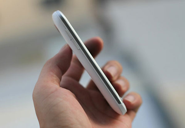 'Dế' Android giá rẻ của thương hiệu Việt