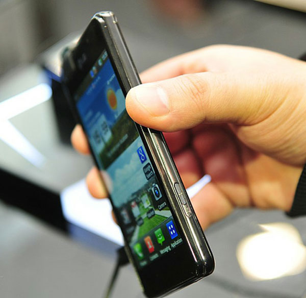 Optimus 3D Max chính hãng giá 11,7 triệu