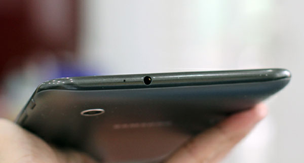 Galaxy Tab 2 màn 7 inch giá 6,8 triệu