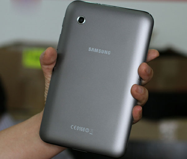Galaxy Tab 2 màn 7 inch giá 6,8 triệu
