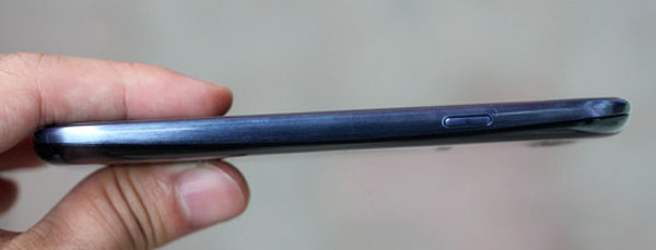 Galaxy S III xanh bắt đầu bán ở Hà Nội