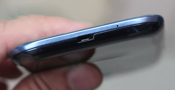 Galaxy S III xanh bắt đầu bán ở Hà Nội