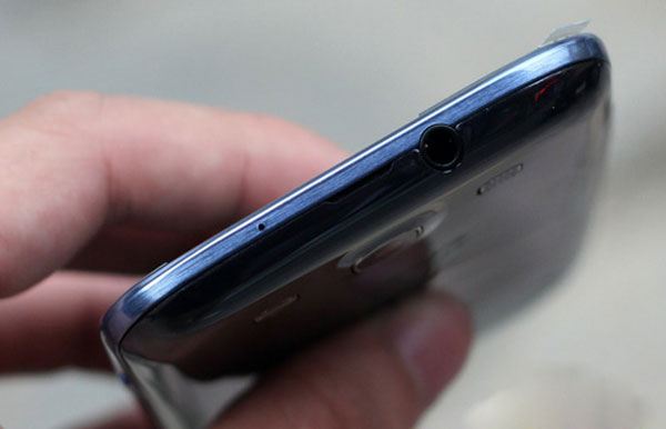 Galaxy S III xanh bắt đầu bán ở Hà Nội