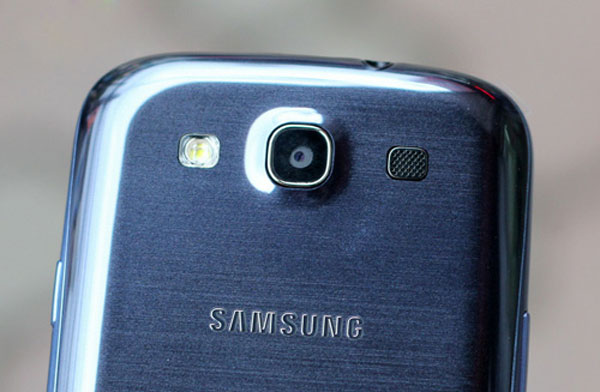 Galaxy S III xanh bắt đầu bán ở Hà Nội