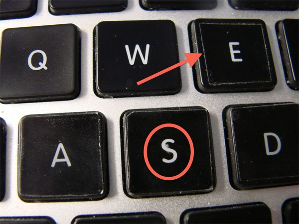 Phím E được bảo vệ và phím S không được bảo vệ Cách khắc phục bàn phím bị mờ chữ