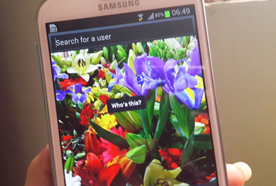 Chạm vào hình ảnh để "tag" tên bạn bè. Instagram bổ sung tính năng “tag” ảnh nổi tiếng của Facebook