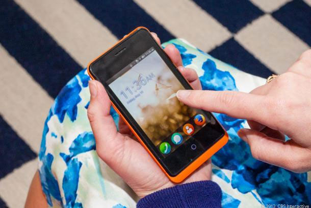 Trải nghiệm Smartphone đầu tiên chạy Firefox OS: Geeksphone Keon