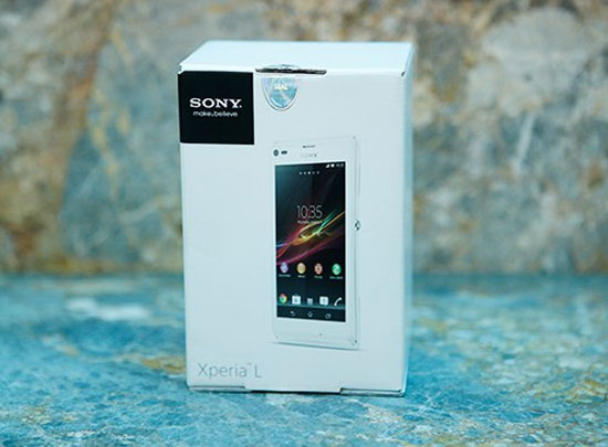 Hộp đựng Sony Xperia L Smartphone Sony Xperia L mới thuộc dòng Arc