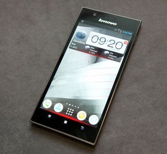 Lenovo bán smartphone siêu mỏng dùng chip Intel Atom