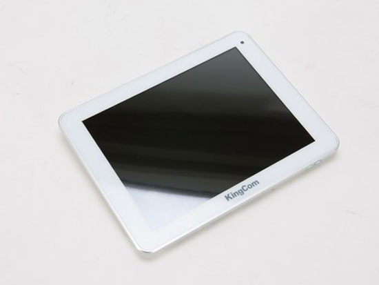 Máy có kích thước 199 x 153 x 10,5 mm, trọng lượng khoảng 430 g. Máy tính bảng 8 inch giá mềm KingCom JoyPad C82