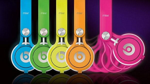 Beats giới thiệu Neon Mixr: Tai nghe sặc sỡ cho ngày hè năng động